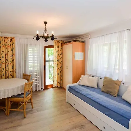 Apartmán 5 *