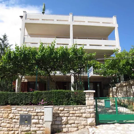 Pula 5 פיישצ'נה אובלה