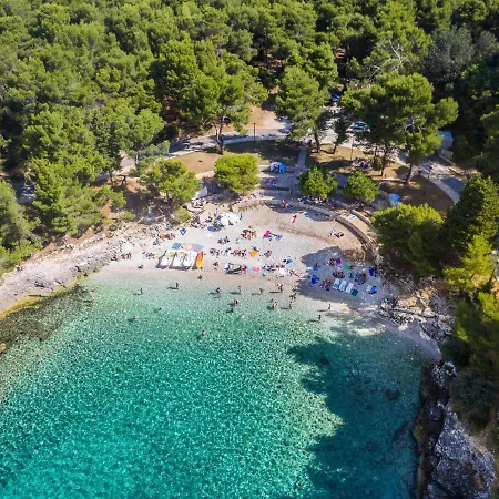 Apartment Pula 5 *
