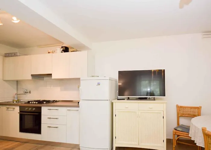 Διαμέρισμα 5