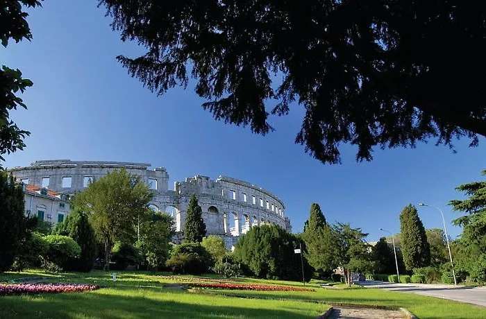 Διαμέρισμα 5 Πούλα